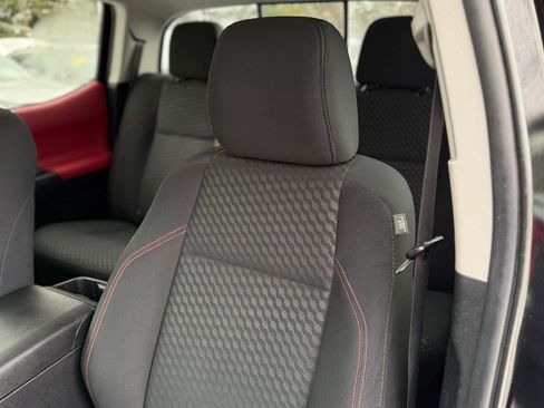 Used 2023 Toyota Tacoma SR5 image 9