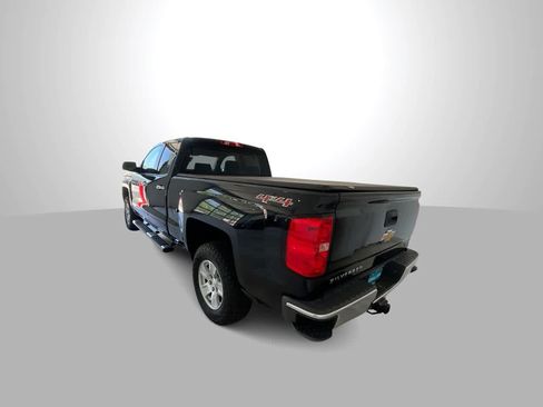 Used 2017 Chevrolet Silverado 1500 LT AWD/4WD image 6
