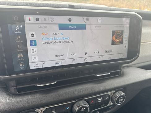 Used 2025 Jeep Wrangler Willys image 20