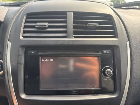Used 2014 Mitsubishi Outlander Sport SE FWD image 16