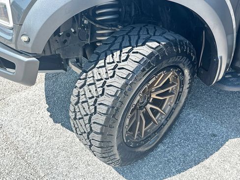 Certified 2019 Ford F150 Raptor w/ Equipment Group 802A Luxury AWD/4WD image 25