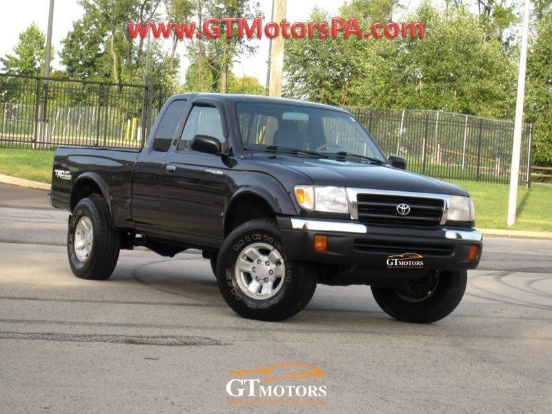 Used 1999 Toyota Tacoma 4x4 Xtracab w/ SR5 Pkg image 1