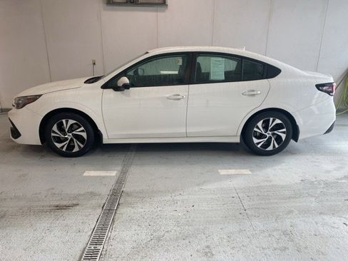 Used 2023 Subaru Legacy Premium image 8