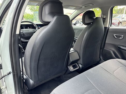 Used 2025 Kia K4 FWD image 17