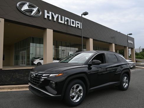 Certified 2023 Hyundai Tucson SEL image 1