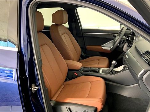 Certified 2025 Audi Q3 2.0T Premium Plus w/ Premium Plus Package image 7