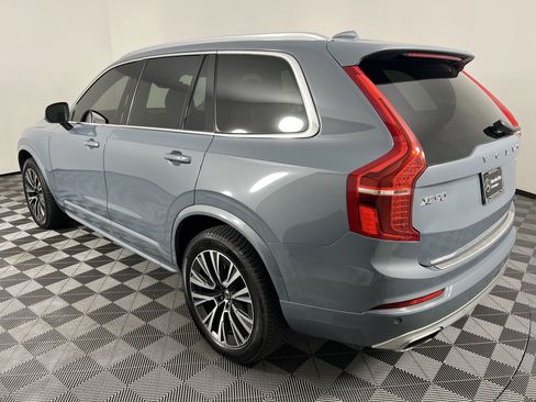 Used 2021 Volvo XC90 T6 Momentum w/ Protection Package Premier AWD/4WD image 10