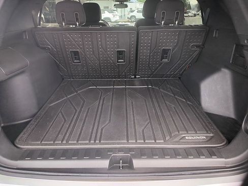 Used 2019 Chevrolet Equinox LT FWD image 28