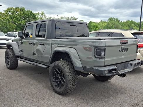 Used 2022 Jeep Gladiator Sport AWD/4WD image 4
