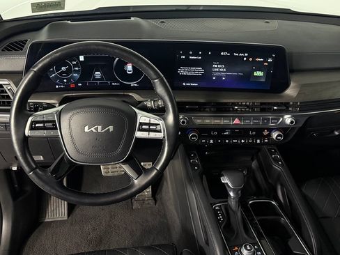 Used 2024 Kia Telluride SX Prestige X-Pro AWD/4WD image 13