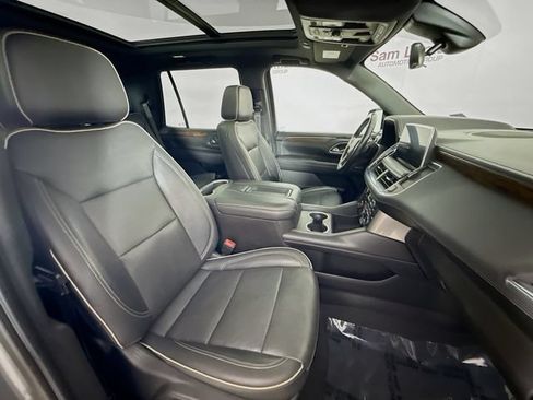 Used 2021 Chevrolet Tahoe Premier w/ Premium Package AWD/4WD image 31