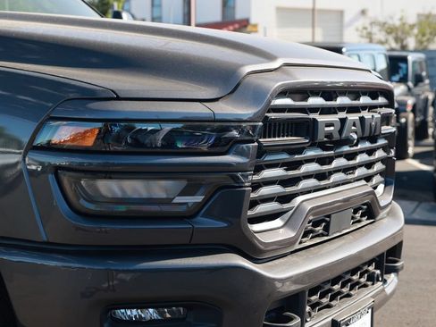 New 2026 RAM 3500 Big Horn AWD/4WD image 7