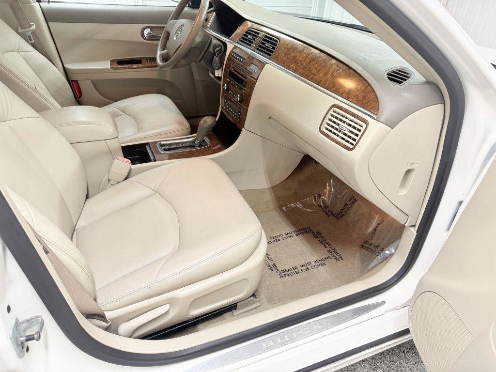 Used 2006 Buick LaCrosse CXL w/ Chrome Appearance Package FWD image 26