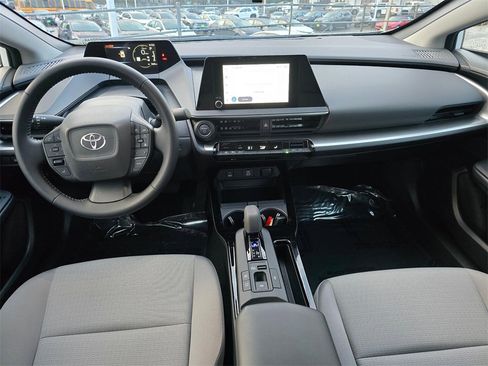 Certified 2026 Toyota Prius LE image 18