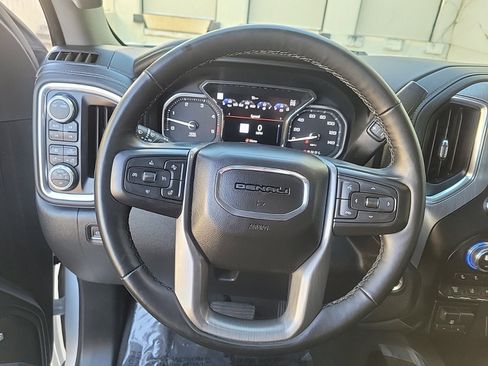 Used 2023 GMC Sierra 2500 Denali image 25