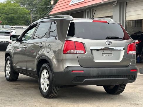 Used 2012 Kia Sorento LX w/ Convenience Pkg AWD/4WD image 8