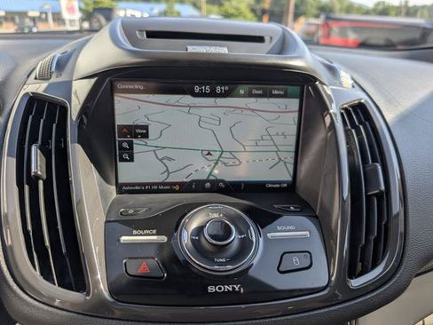 Used 2014 Ford Escape Titanium w/ Equipment Group 401A FWD image 8