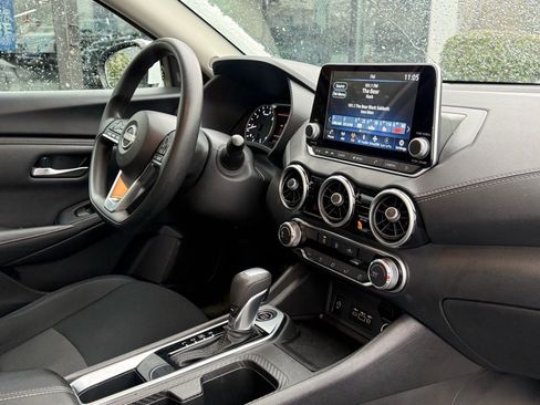 Used 2024 Nissan Sentra SV image 27