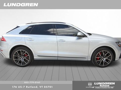 Used 2023 Audi Q8 Premium Plus w/ Premium Plus Package AWD/4WD image 3