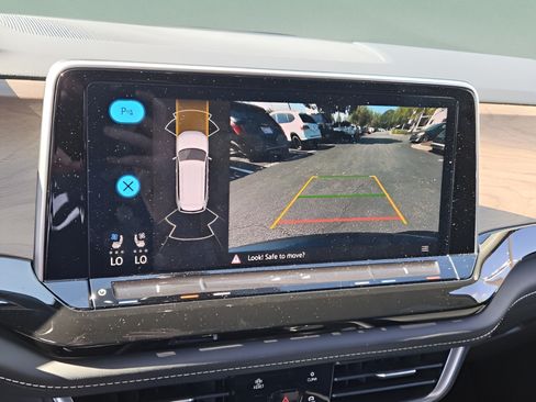Certified 2025 Volkswagen Atlas SE FWD image 19