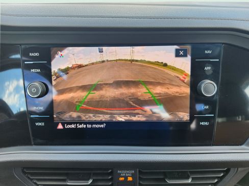 Used 2024 Volkswagen Jetta SEL FWD image 23