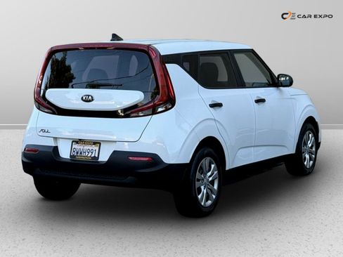 Used 2021 Kia Soul LX image 7