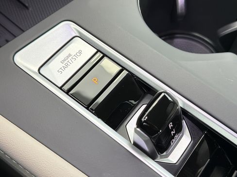 New 2026 Volkswagen Atlas SE image 25