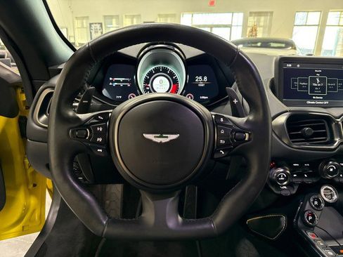 Used 2019 Aston Martin V8 Vantage Coupe image 69