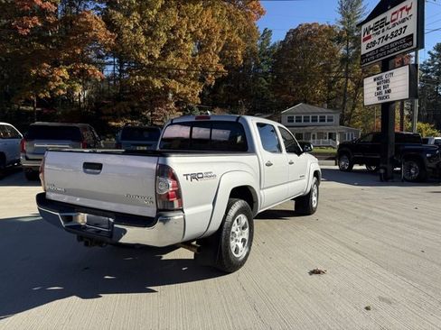 Used 2012 Toyota Tacoma PreRunner image 5