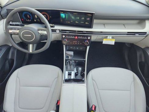 New 2026 Hyundai Tucson SEL image 18