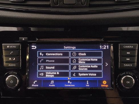 Used 2019 Nissan Rogue S w/ Special Edition Package FWD image 25