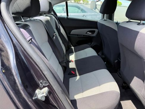 Used 2014 Chevrolet Cruze LS FWD image 20