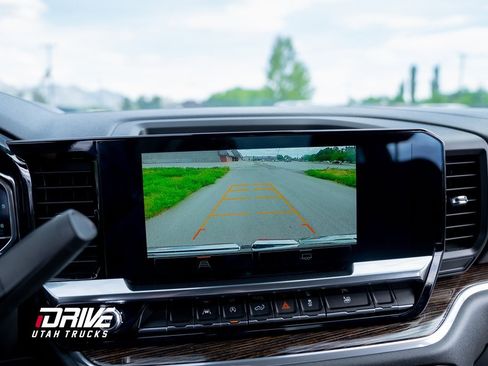 Used 2023 GMC Sierra 1500 Elevation image 36