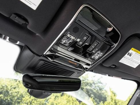 New 2026 Land Rover Range Rover SE AWD/4WD image 33