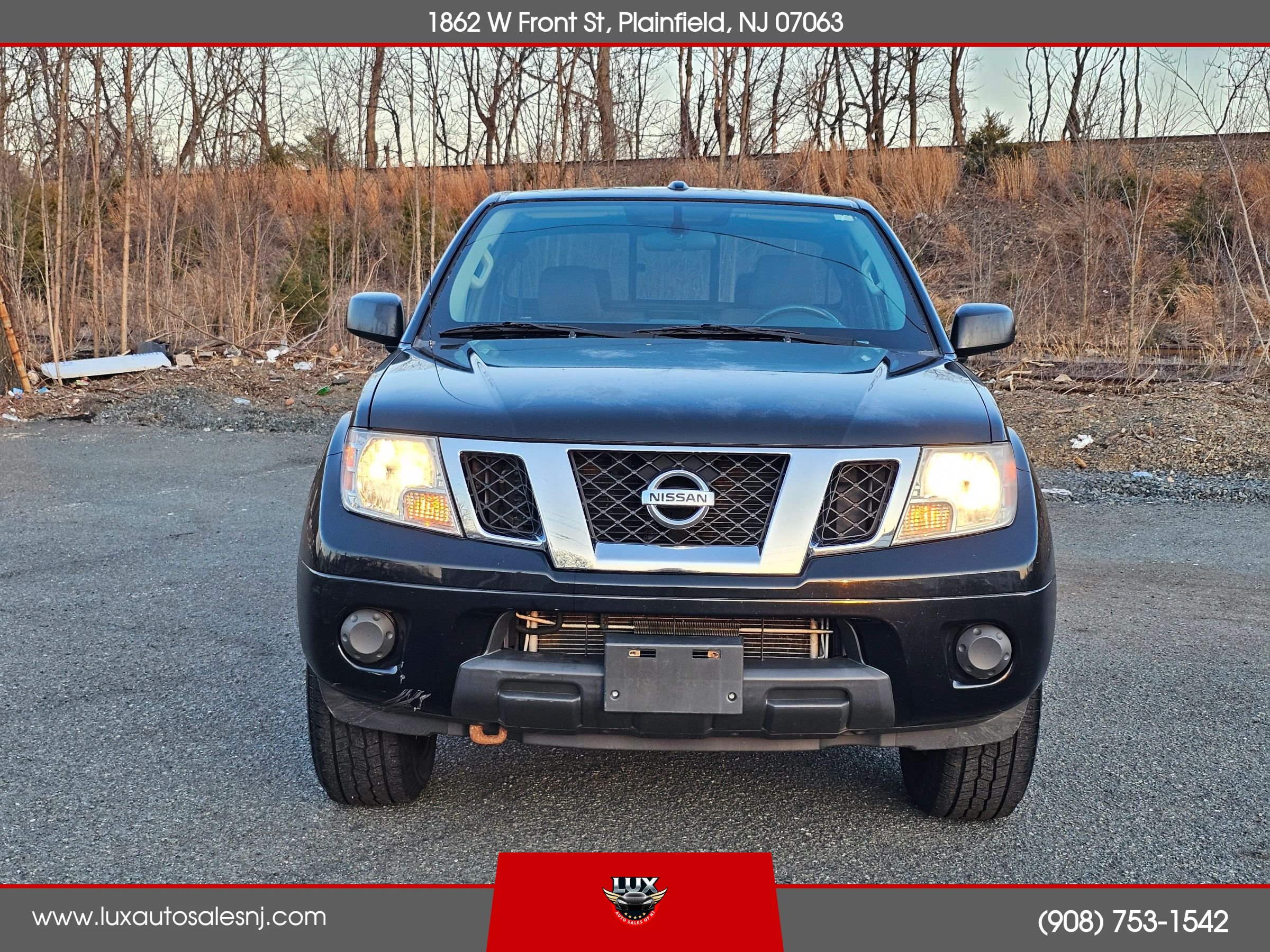 Used 2015 Nissan Frontier SV AWD/4WD image 3