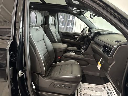 New 2026 GMC Yukon AT4 Ultimate w/ LPO, Floor Liner Package image 29