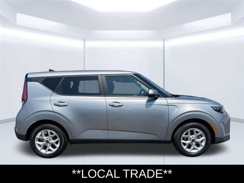 Used 2025 Kia Soul S FWD image 7