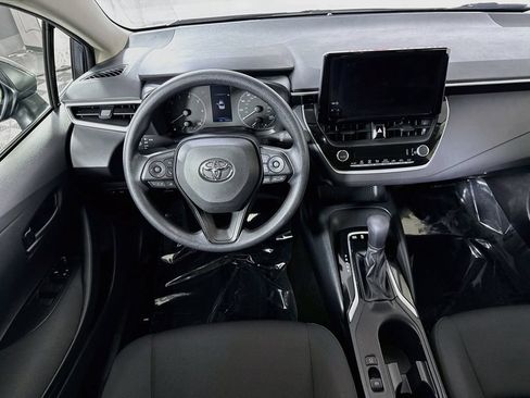 Certified 2025 Toyota Corolla LE FWD image 3