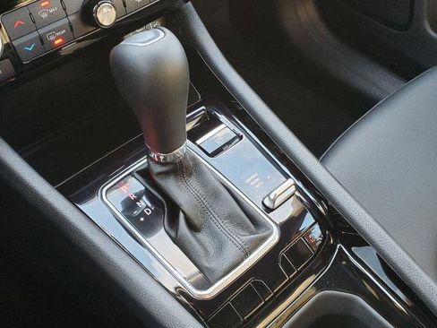 Used 2026 Jeep Compass Latitude image 15