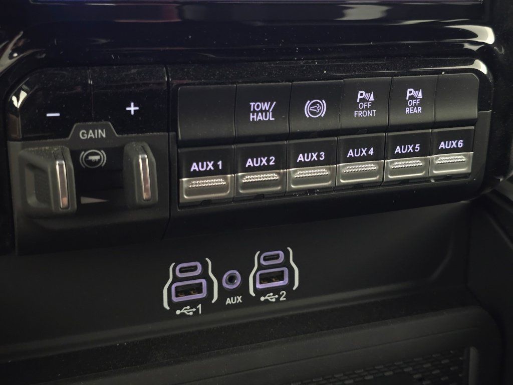 New 2026 RAM 3500 Laramie w/ Night Edition AWD/4WD image 27