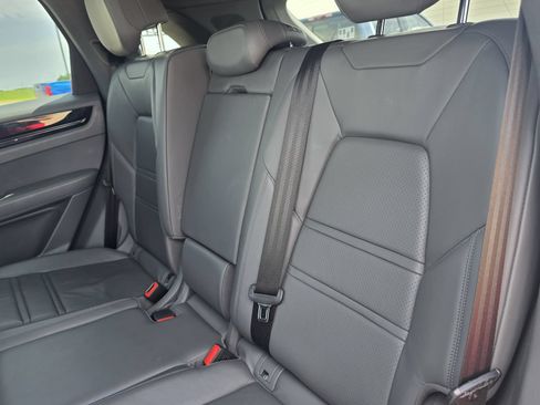 Used 2020 Porsche Cayenne AWD/4WD image 28