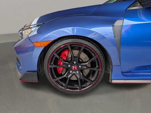 Used 2019 Honda Civic Type R image 9