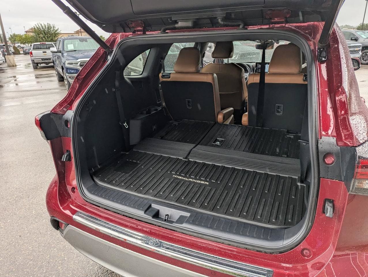 Used 2020 Toyota Highlander Platinum AWD/4WD image 29