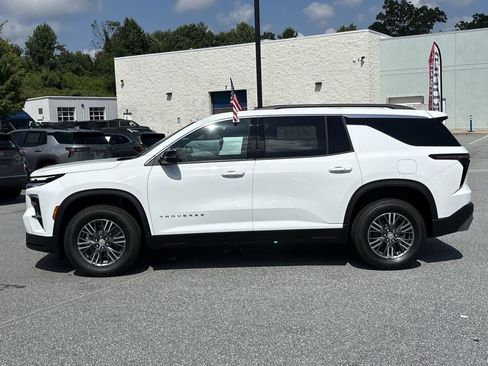 New 2026 Chevrolet Traverse LT image 5