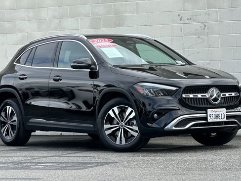 Certified 2025 Mercedes-Benz GLA 250 image 2