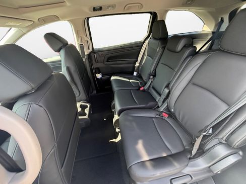 New 2026 Honda Odyssey Elite image 10