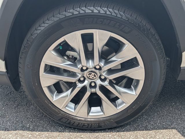 Used 2025 Toyota RAV4 XLE Premium w/ Weather Package FWD image 11