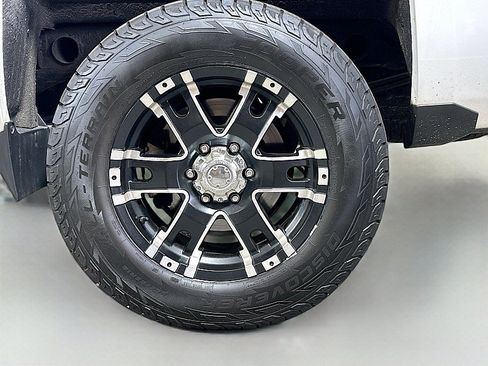 Used 2014 Chevrolet Silverado 1500 LT w/ All Star Edition AWD/4WD image 30