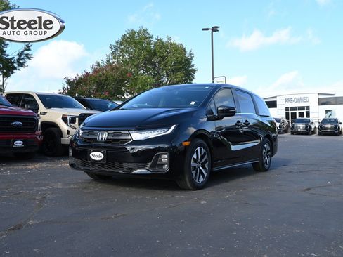 Used 2026 Honda Odyssey EX-L image 1