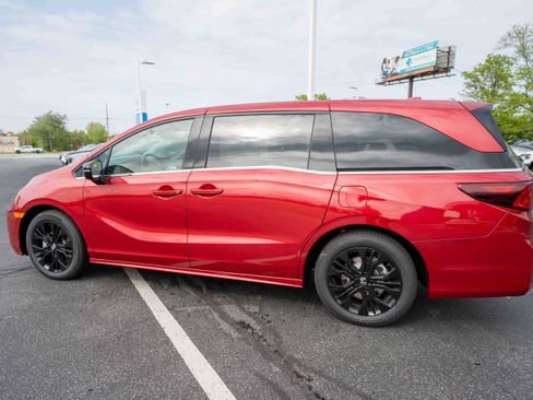 New 2026 Honda Odyssey Sport-L image 4
